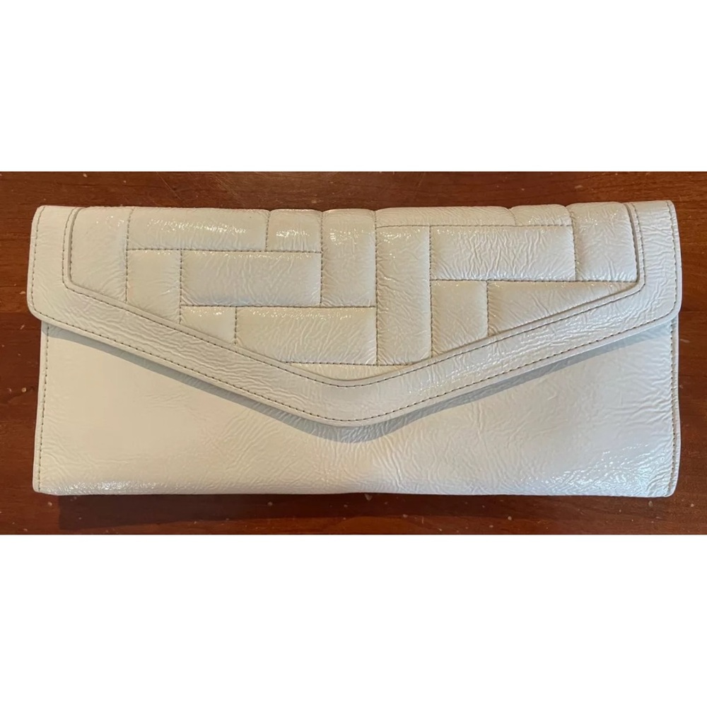 Hobo Women's Patent Leather  Envelope Clutch  Magnetic Closure Mirror Plaid